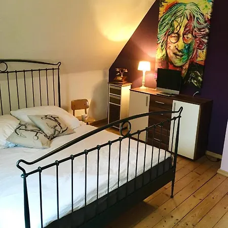 شقة Kunst Am Rothaarsteig In Centrum بريلون